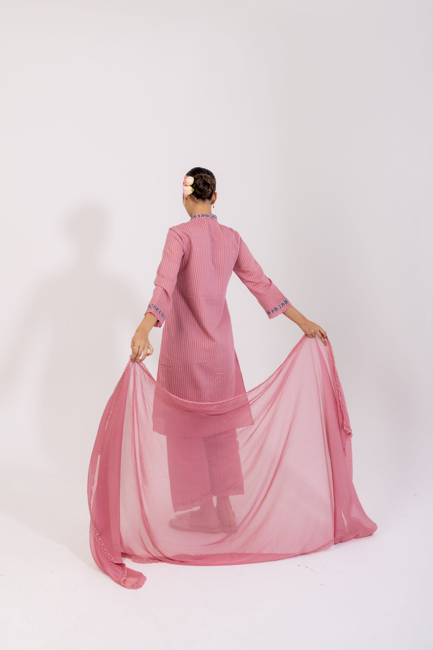 Noor Kurta Set in Pink