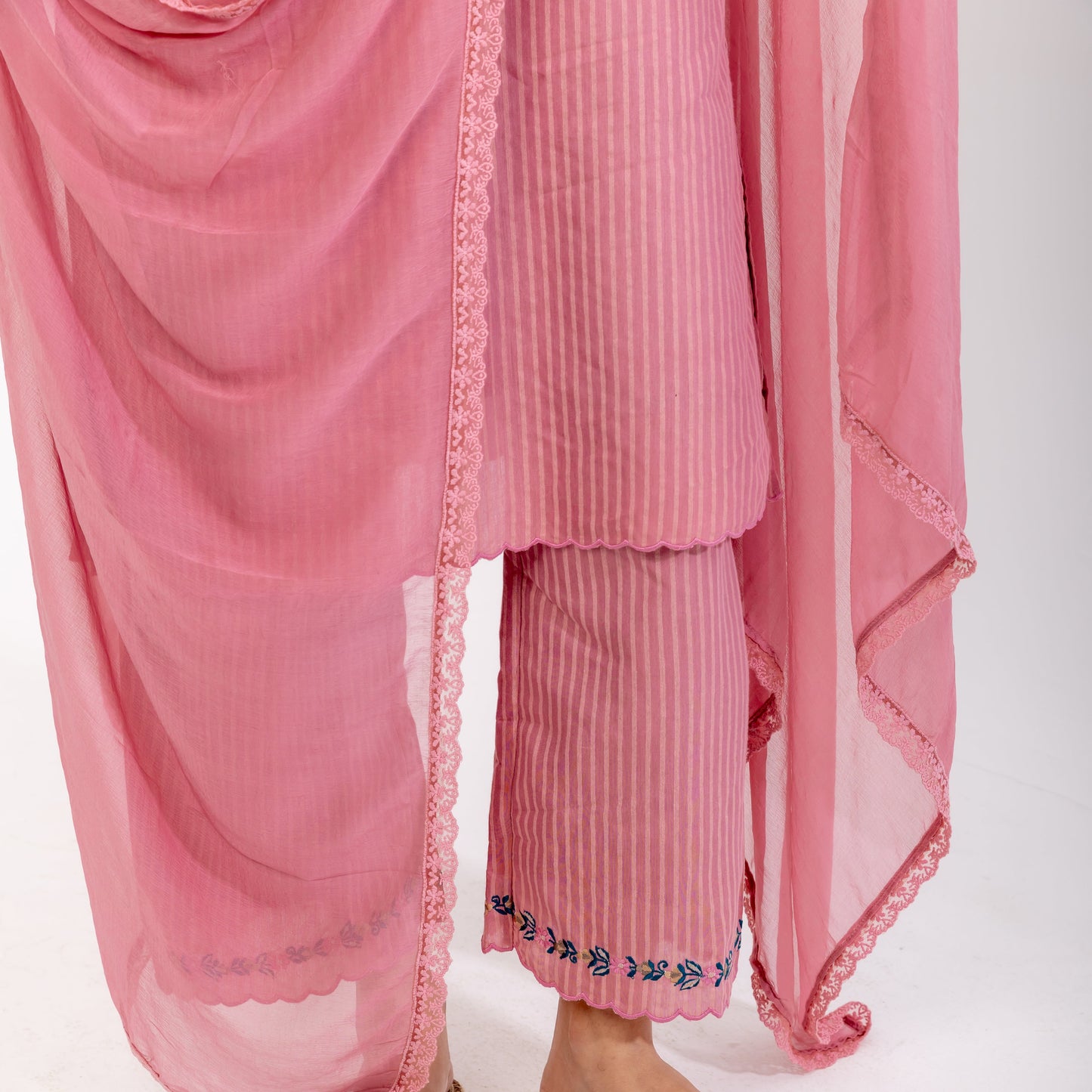 Noor Kurta Set in Pink